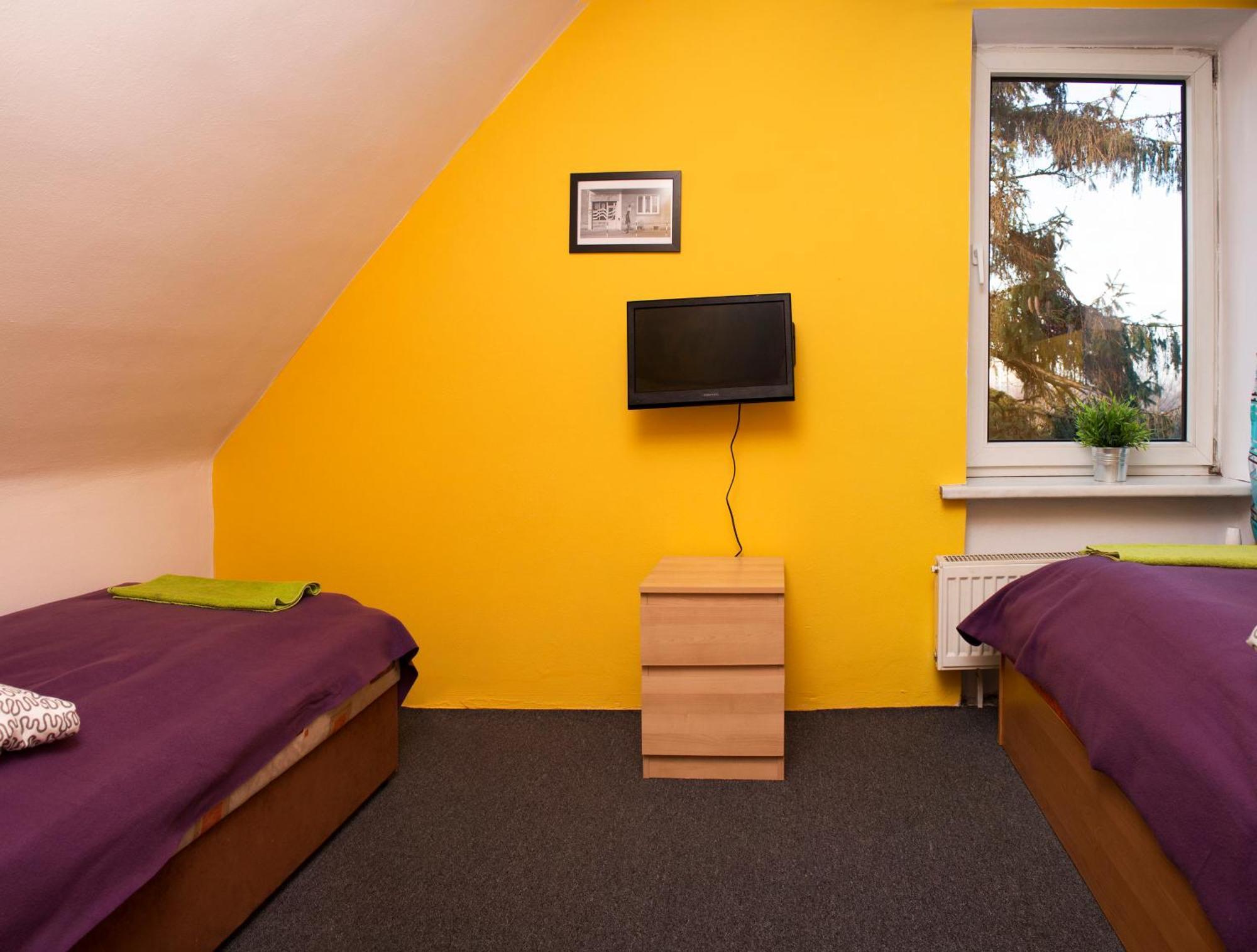 Marymont Hostel Warsaw Room photo